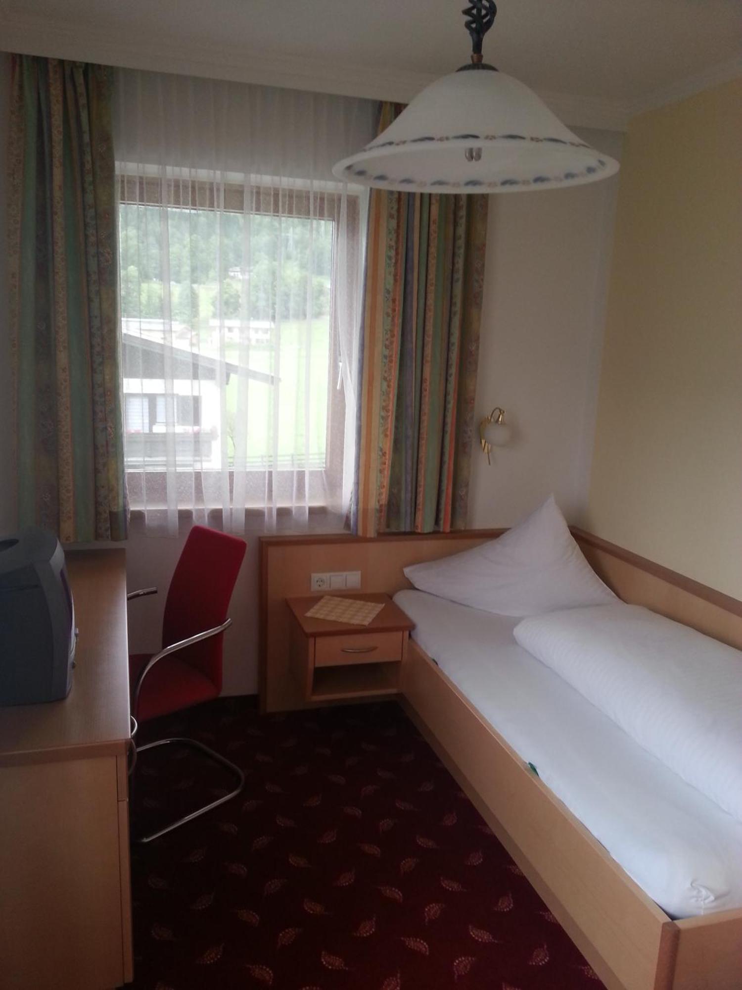 Rieder Guest house *